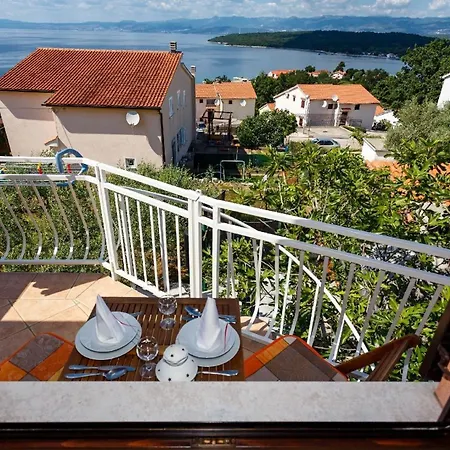 Fuer 2 Personen Ca 26 Qm In Njivice, Kvarner Bucht Krk Njivice