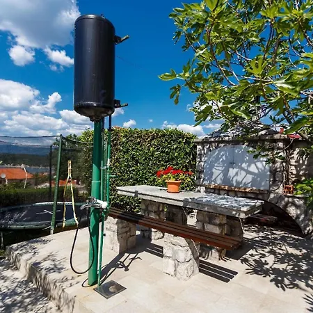Fuer 2 Personen Ca 26 Qm In Njivice, Kvarner Bucht Krk Apartment *